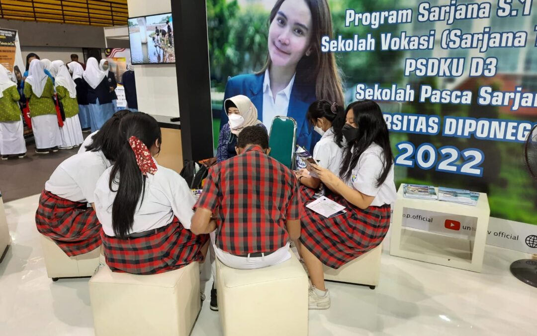 Pameran Pendidikan TOP CAMPUS EXPO GOR AMONGRAGA Yogyakarta